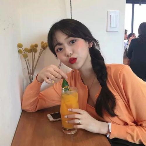 娱乐吃瓜酱女生财务自由