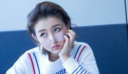 吃瓜娱乐张子枫